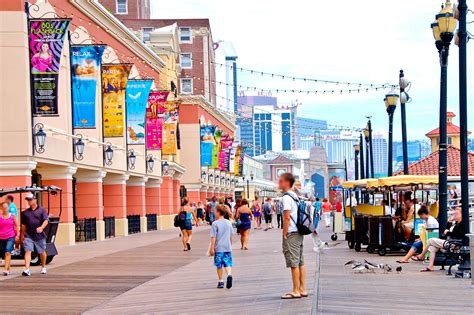 atlantic city boardwalk mall stores.